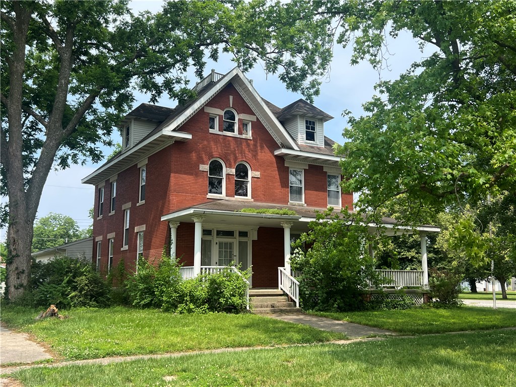323 Olive Street Property Photo 1