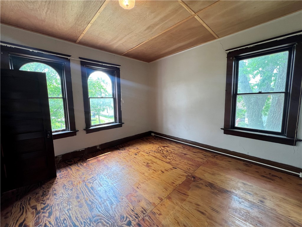 323 Olive Street Property Photo 13