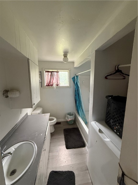 646 Macon Street Property Photo 5