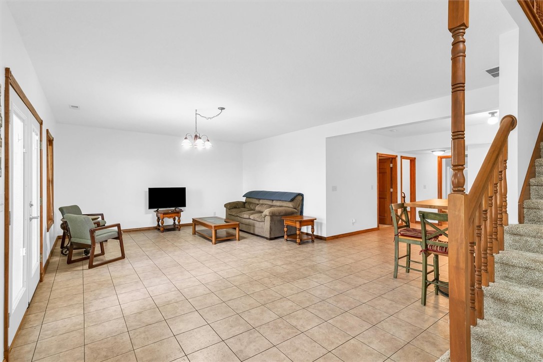 7 Prahls Drive Property Photo 13