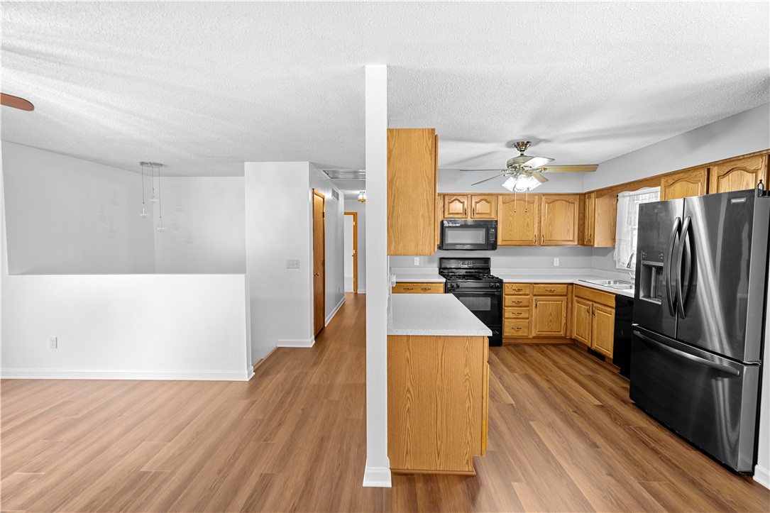 3499 Meadowlark Drive Property Photo 6