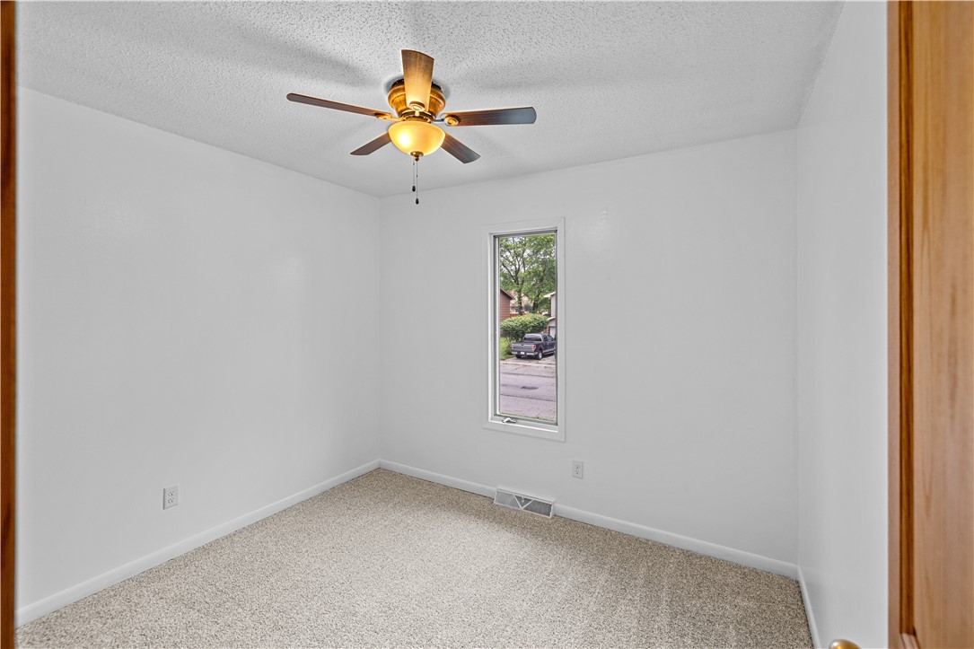 3499 Meadowlark Drive Property Photo 10