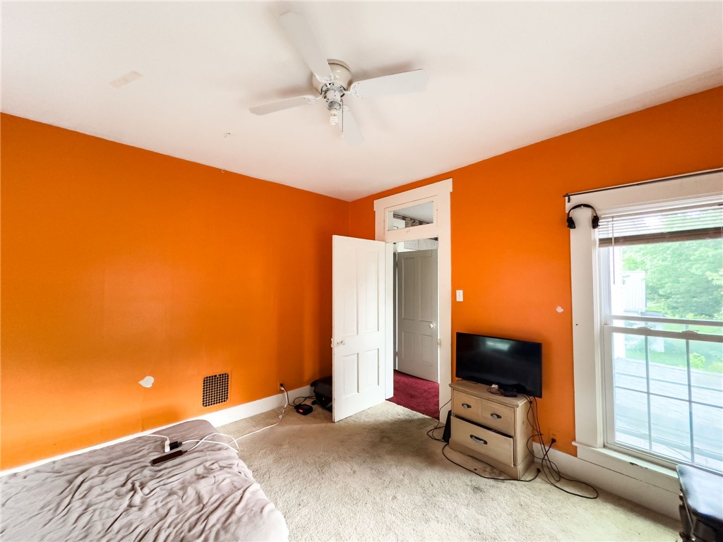 611 Front Street Property Photo 24