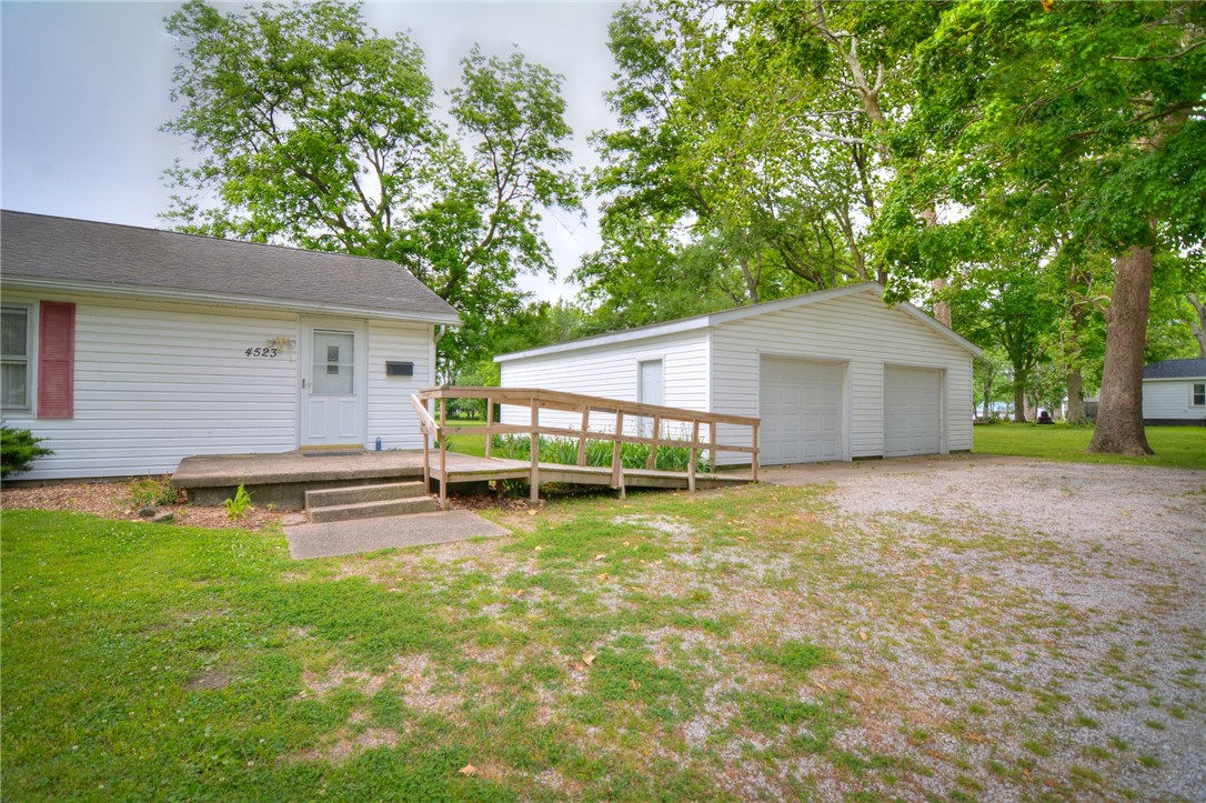 4523 E Rosewood Drive Property Photo 6