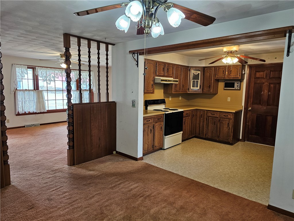 202 E Madison Street Property Photo 7
