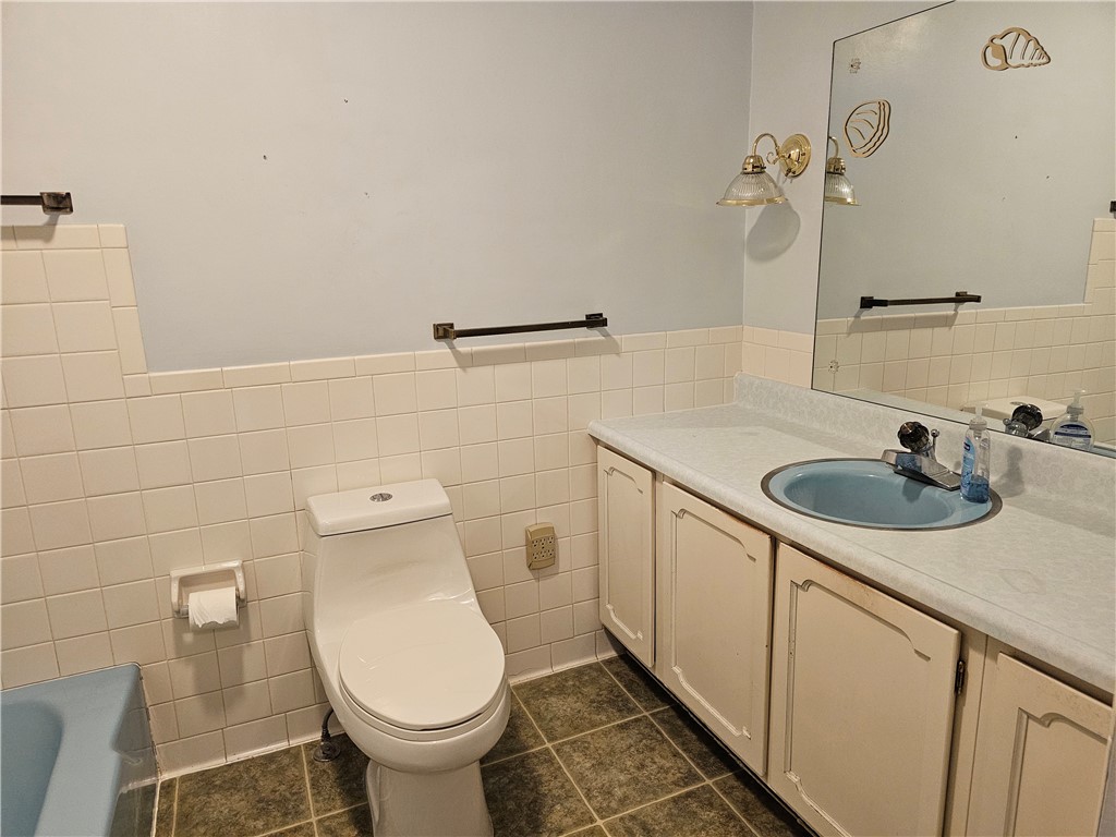 202 E Madison Street Property Photo 10