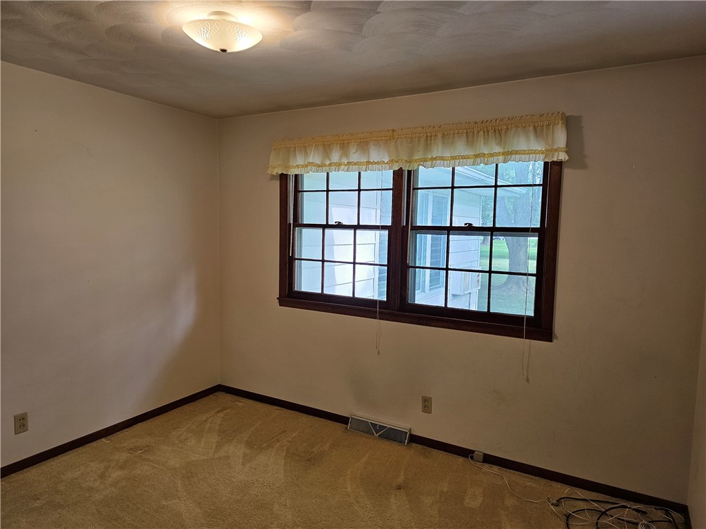 202 E Madison Street Property Photo 12