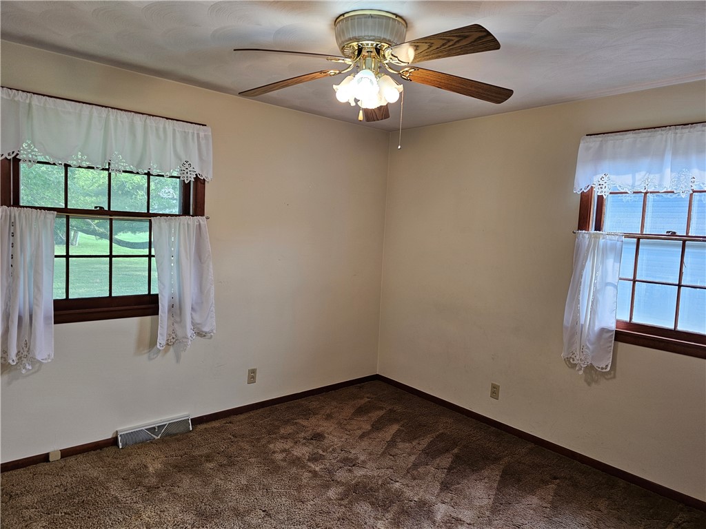 202 E Madison Street Property Photo 15