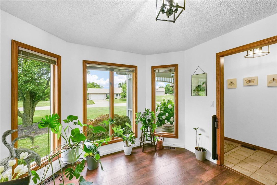 514 W Coolidge Avenue Property Photo 6