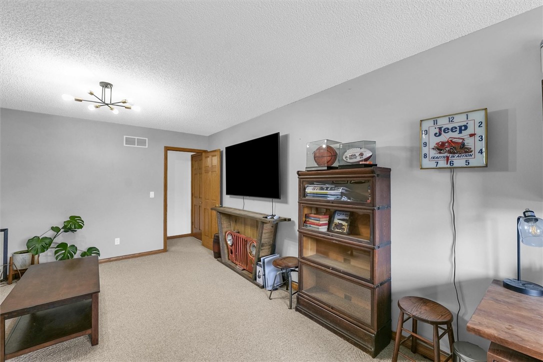 514 W Coolidge Avenue Property Photo 37