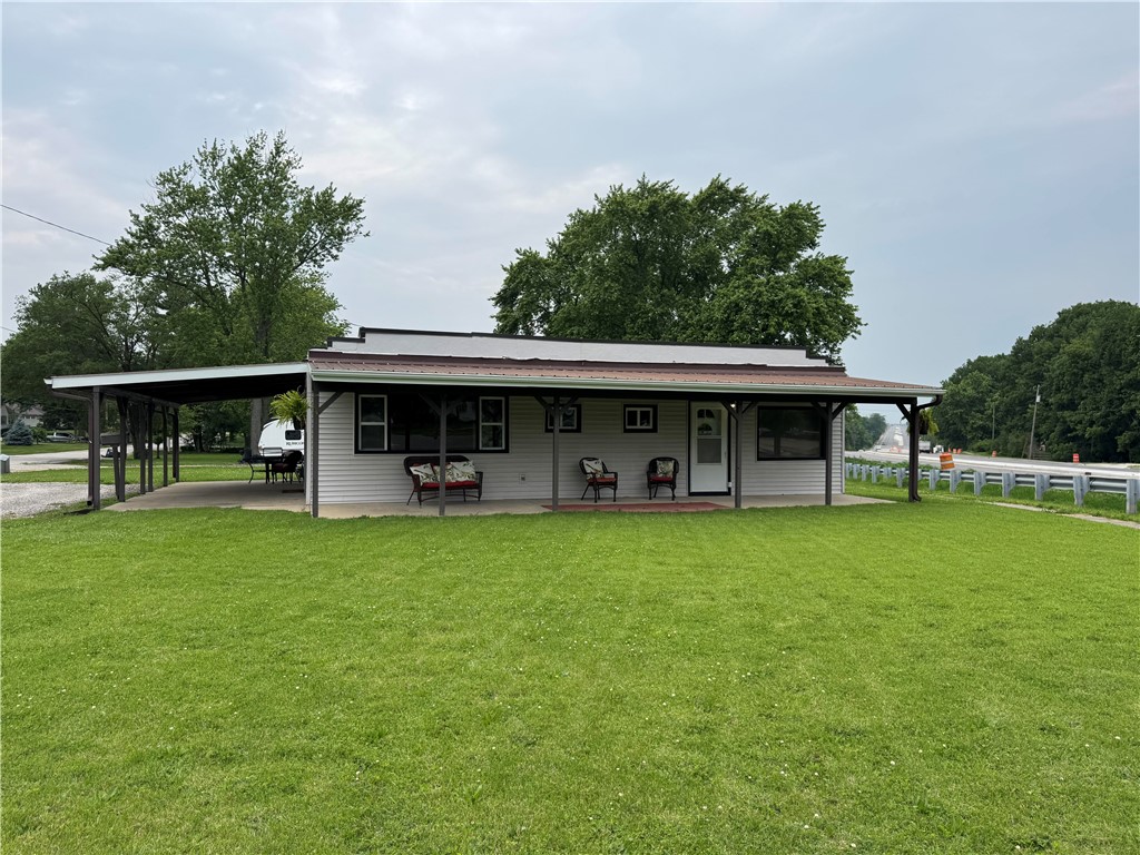 1302 W Pershing Road Property Photo
