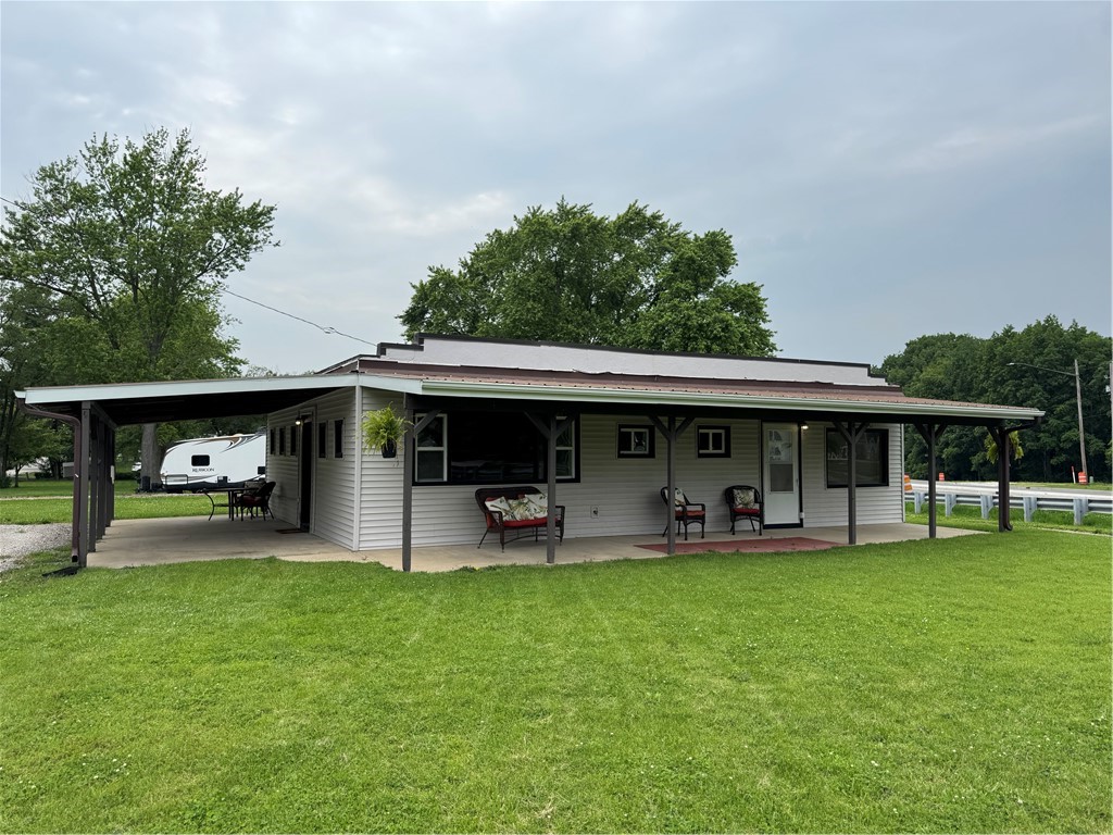 1302 W Pershing Road Property Photo 2