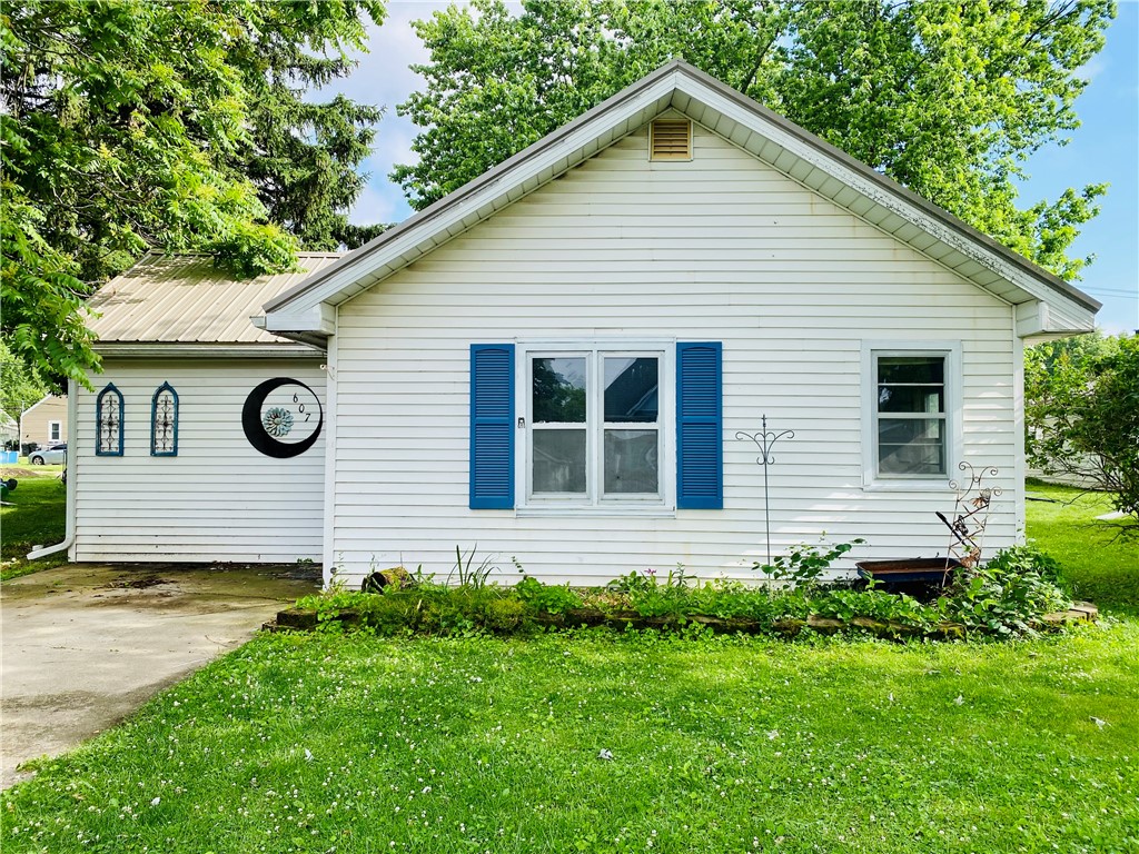 607 E Jefferson Avenue Property Photo 1