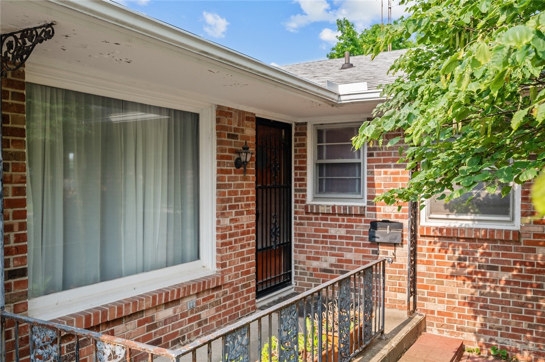 516 E Monroe Avenue Property Photo 1