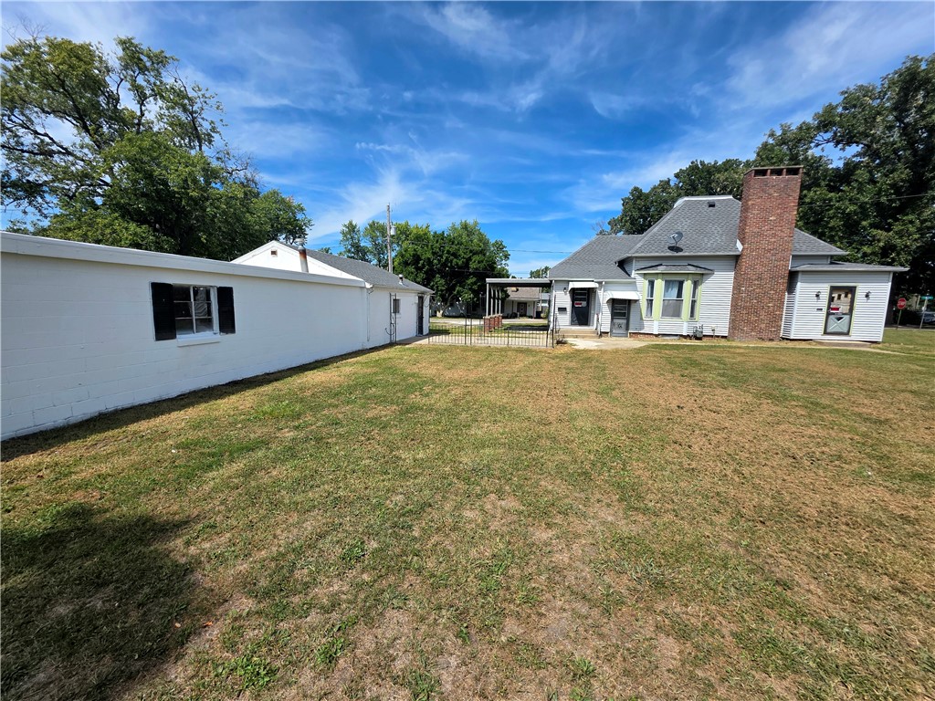 706 Perrysville Avenue Property Photo 2