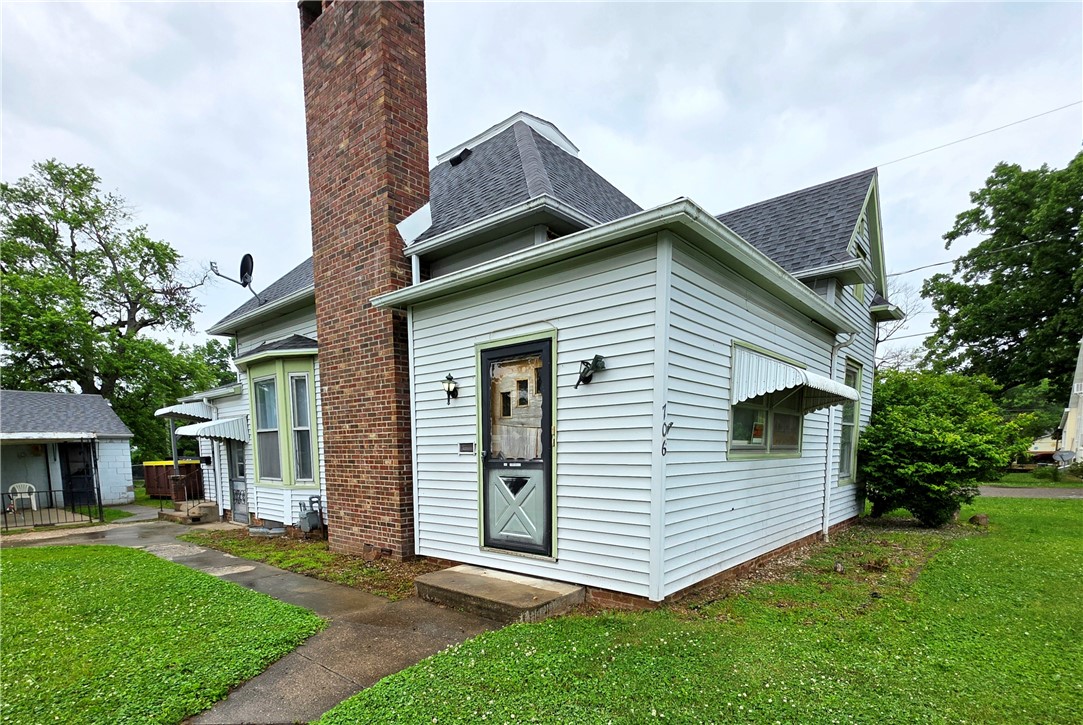 706 Perrysville Avenue Property Photo 3