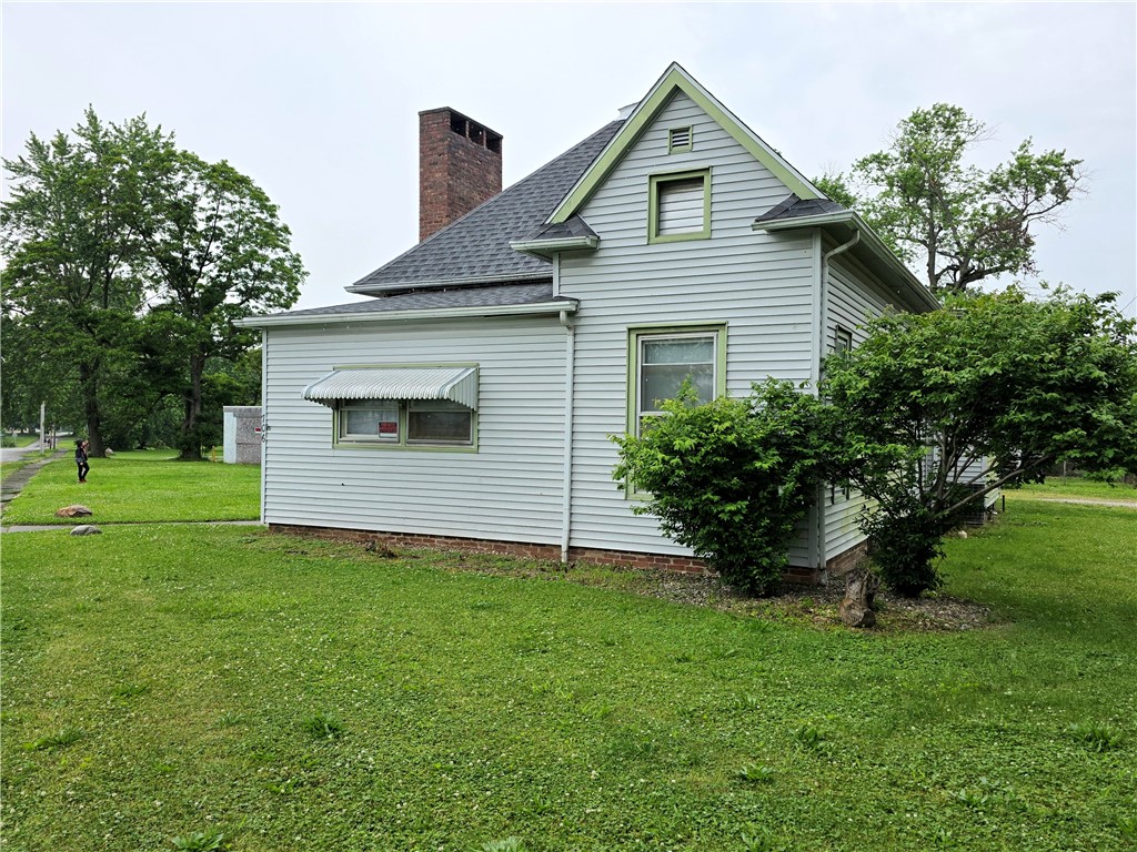 706 Perrysville Avenue Property Photo 5