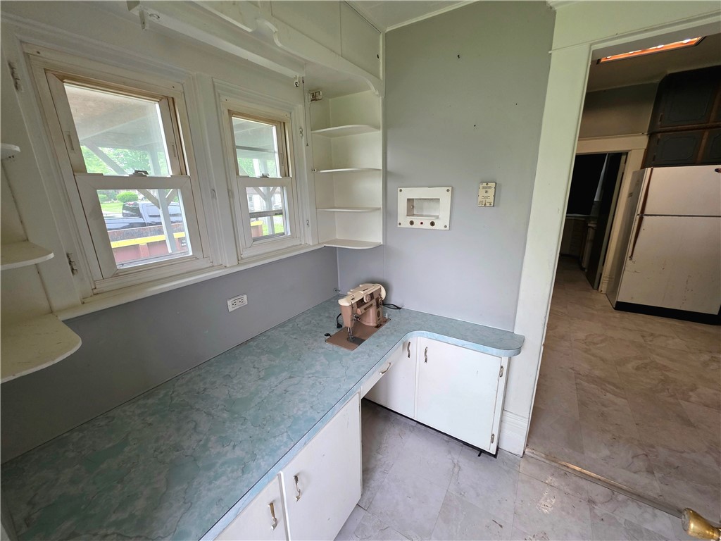 706 Perrysville Avenue Property Photo 6