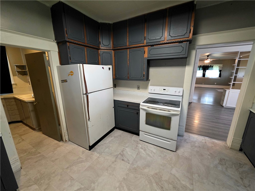 706 Perrysville Avenue Property Photo 8