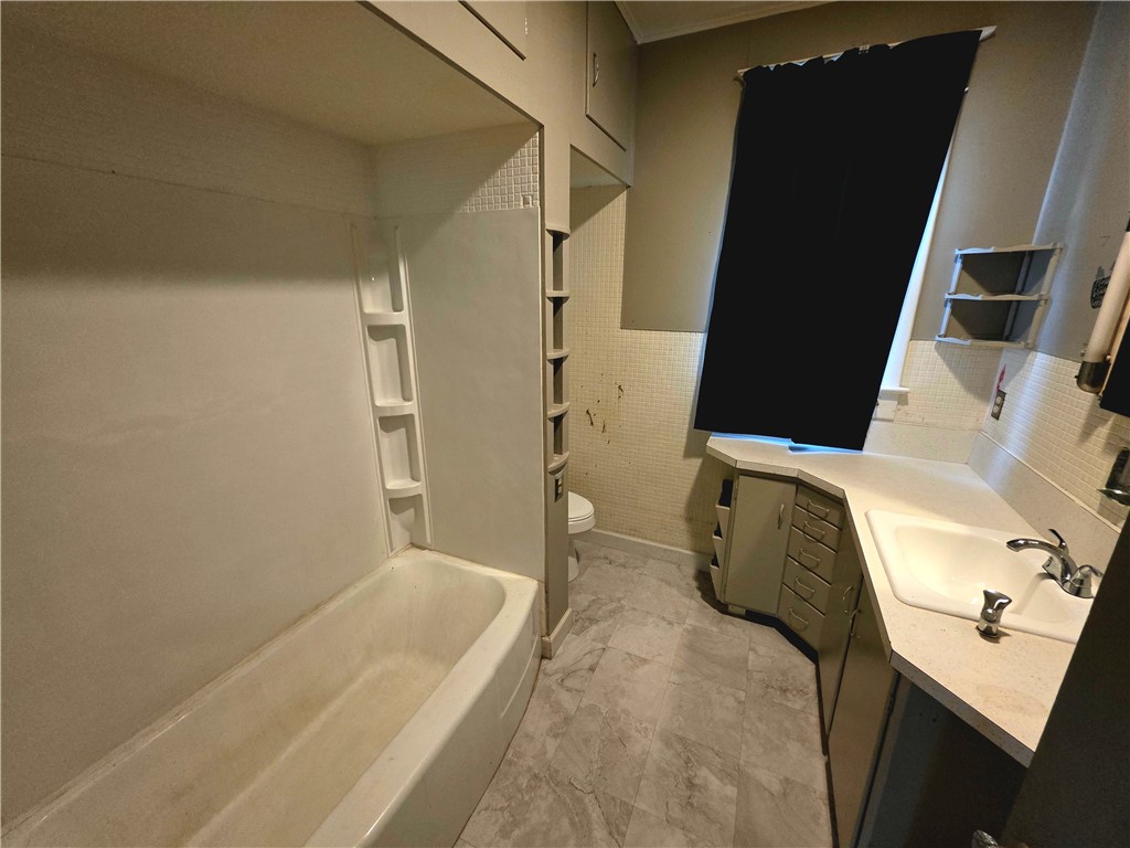 706 Perrysville Avenue Property Photo 20