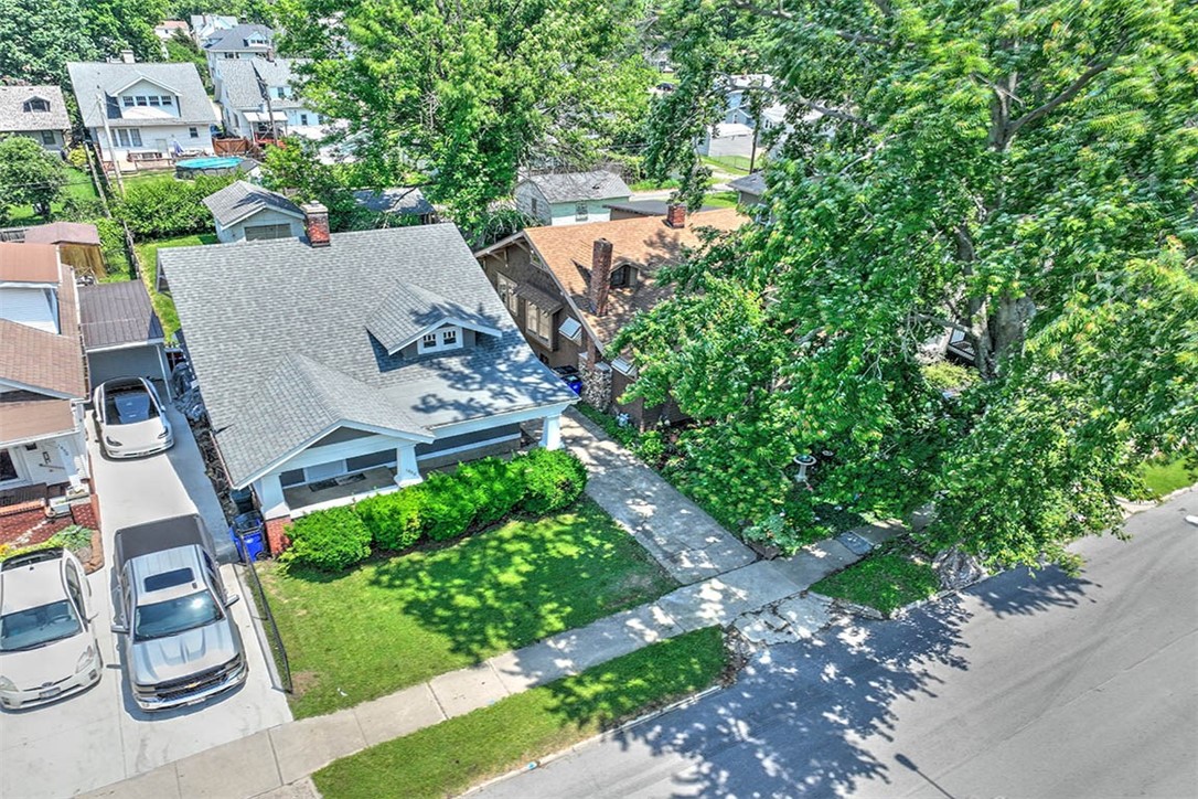 1448 Forest Avenue Property Photo 2