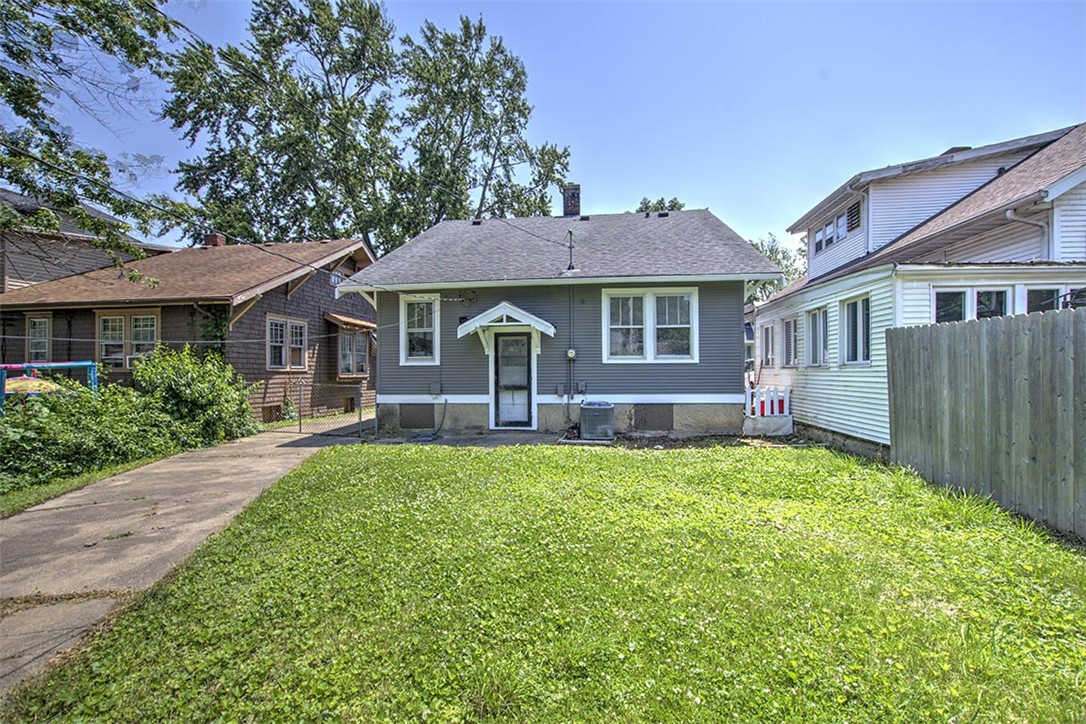 1448 Forest Avenue Property Photo 20