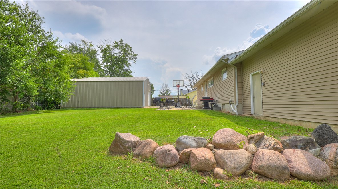 530 Sunset Drive Property Photo 15