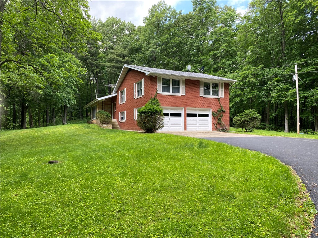 5759 Lincoln Highway Road Property Photo 3