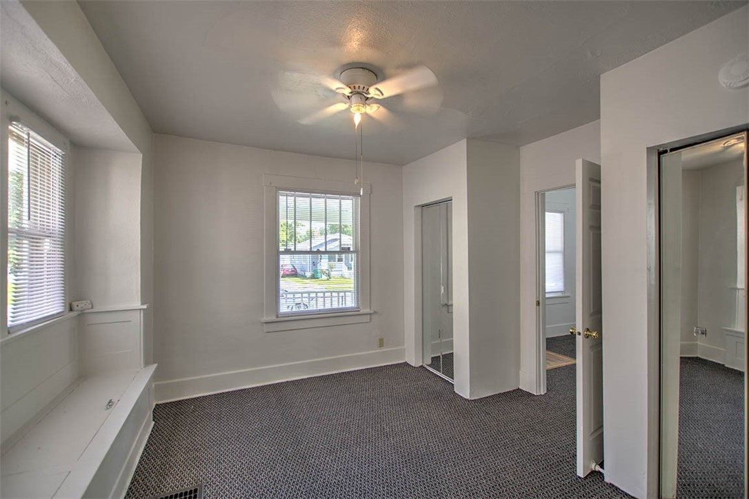 1263 E Dickinson Avenue Property Photo 10