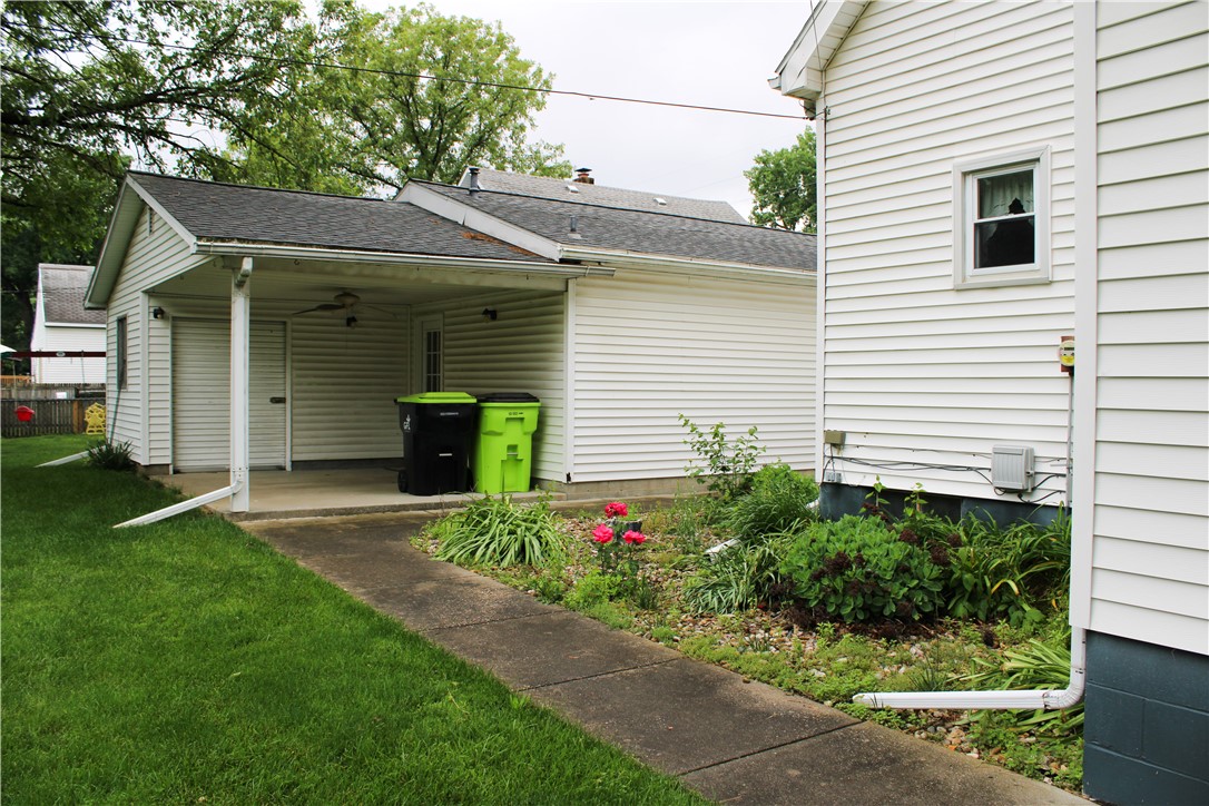749 Louisa Street Property Photo 35