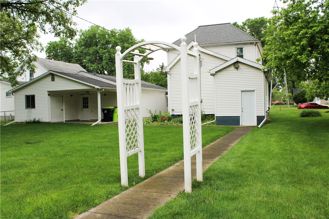 749 Louisa Street Property Photo 37