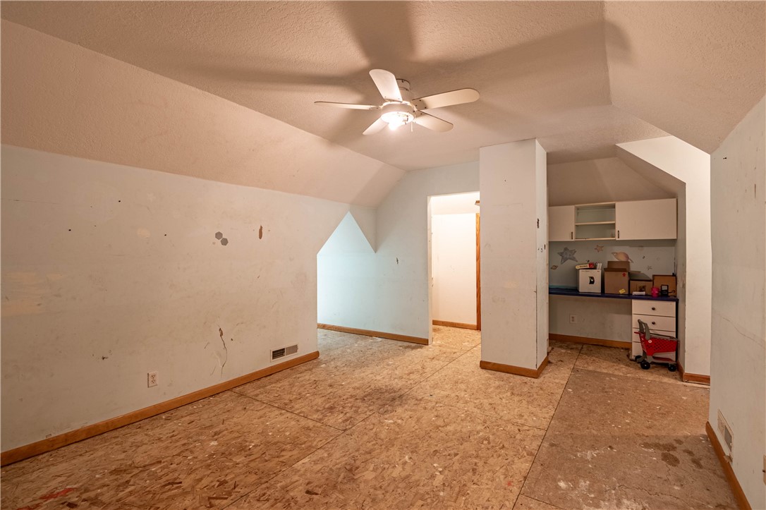 10622 N Route 121 Property Photo 13
