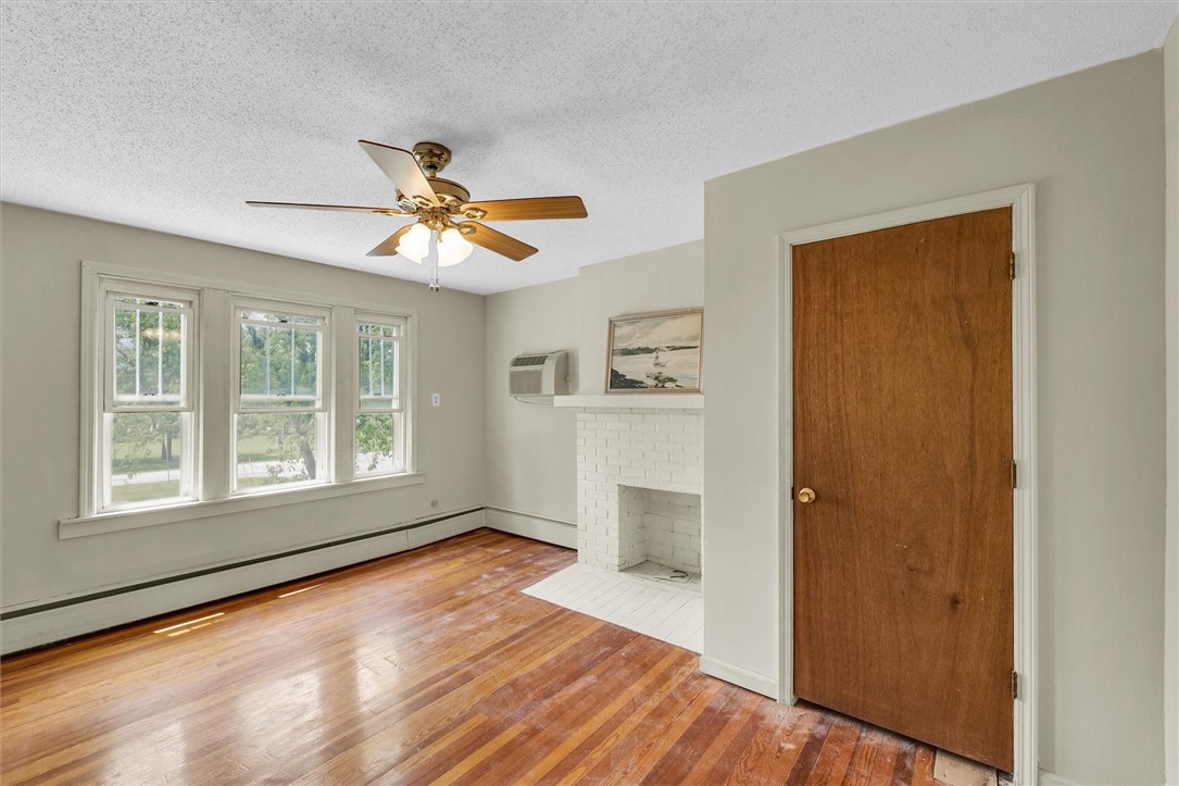 3920 Western Avenue Property Photo 14