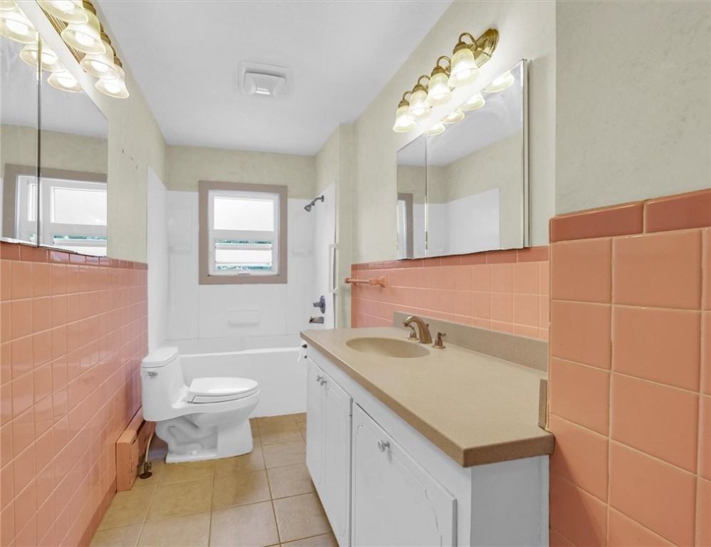 3920 Western Avenue Property Photo 24