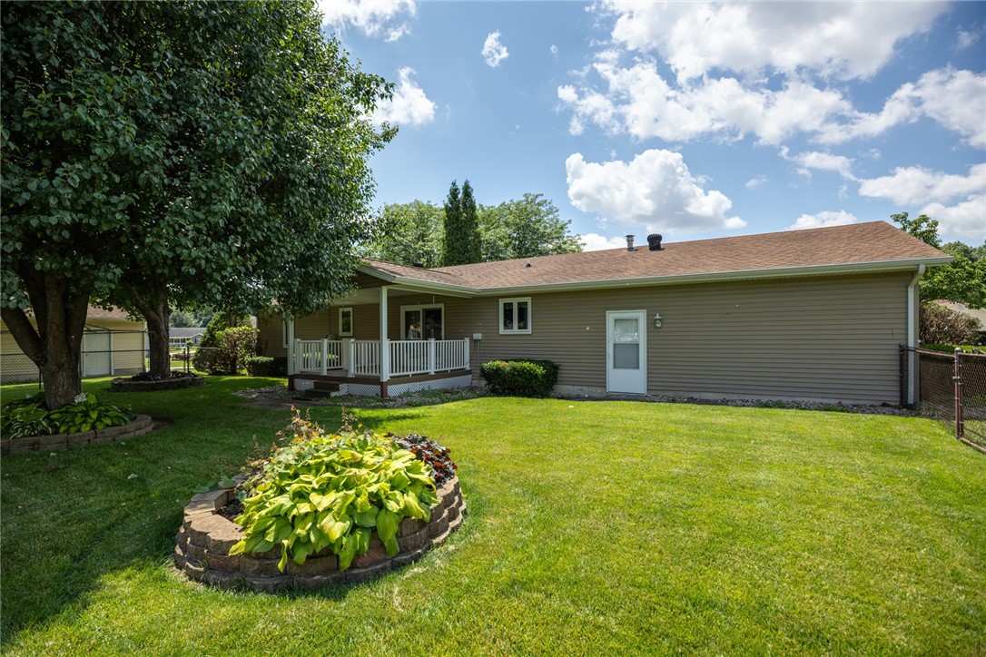 2104 Sycamore Street Property Photo 7