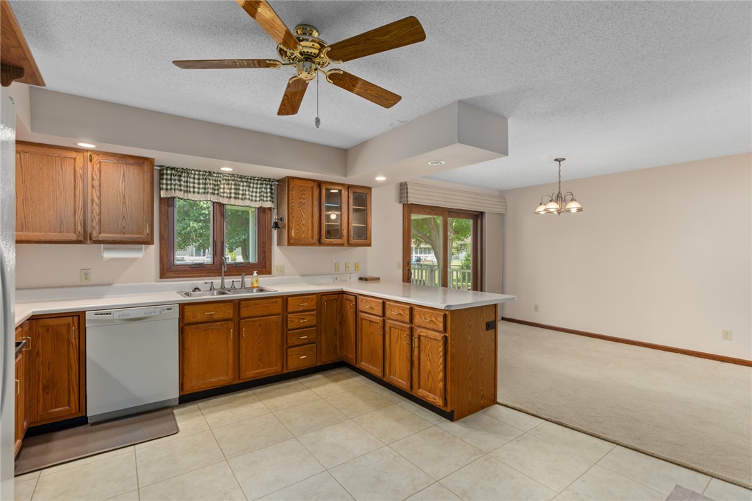 2104 Sycamore Street Property Photo 20