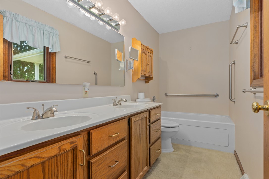 2104 Sycamore Street Property Photo 24