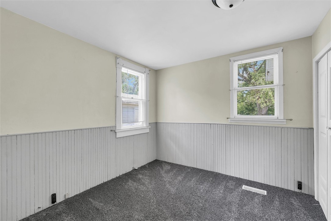 215 E Blevins Street Property Photo 17