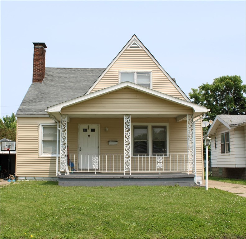 2144 E Clay Street Property Photo