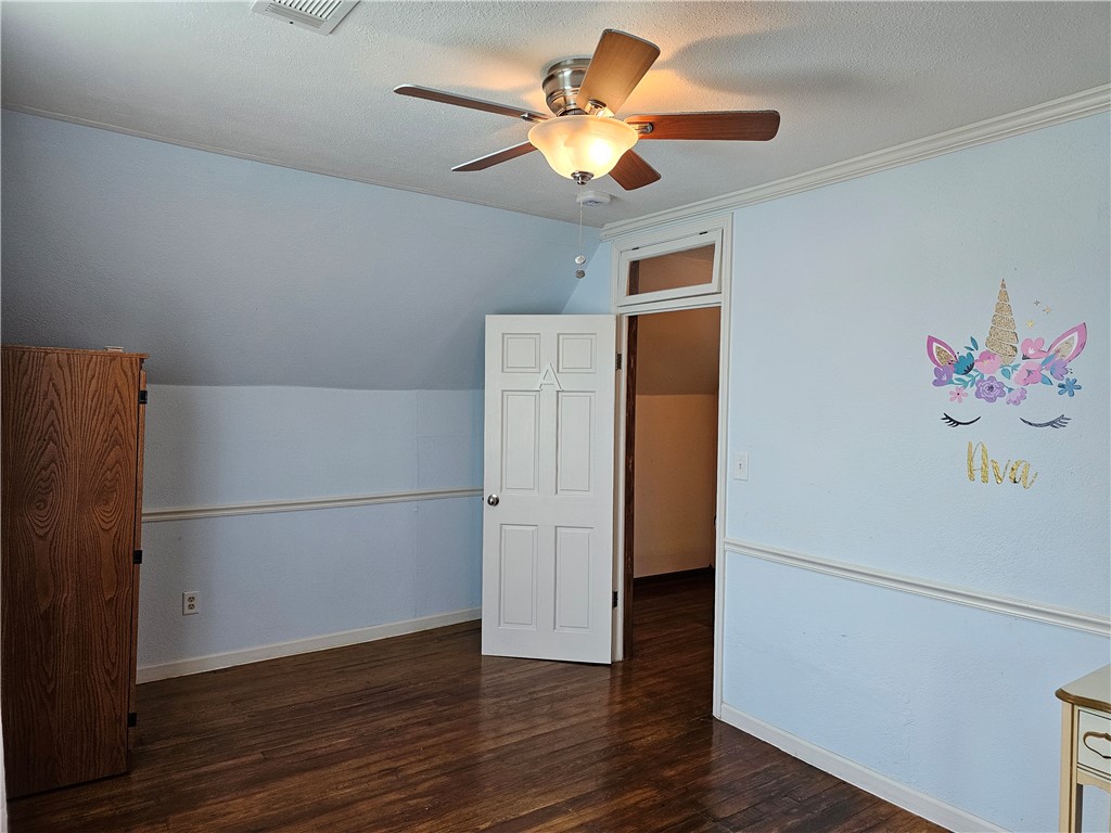 209 S Mill Street Property Photo 22