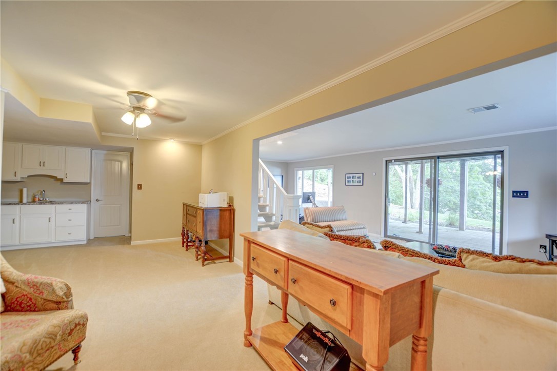 2404 S Angle Court Property Photo 32