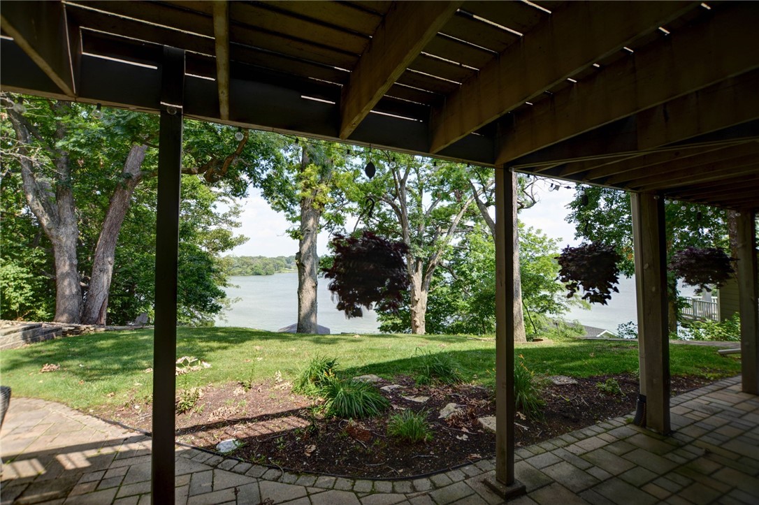 2404 S Angle Court Property Photo 40