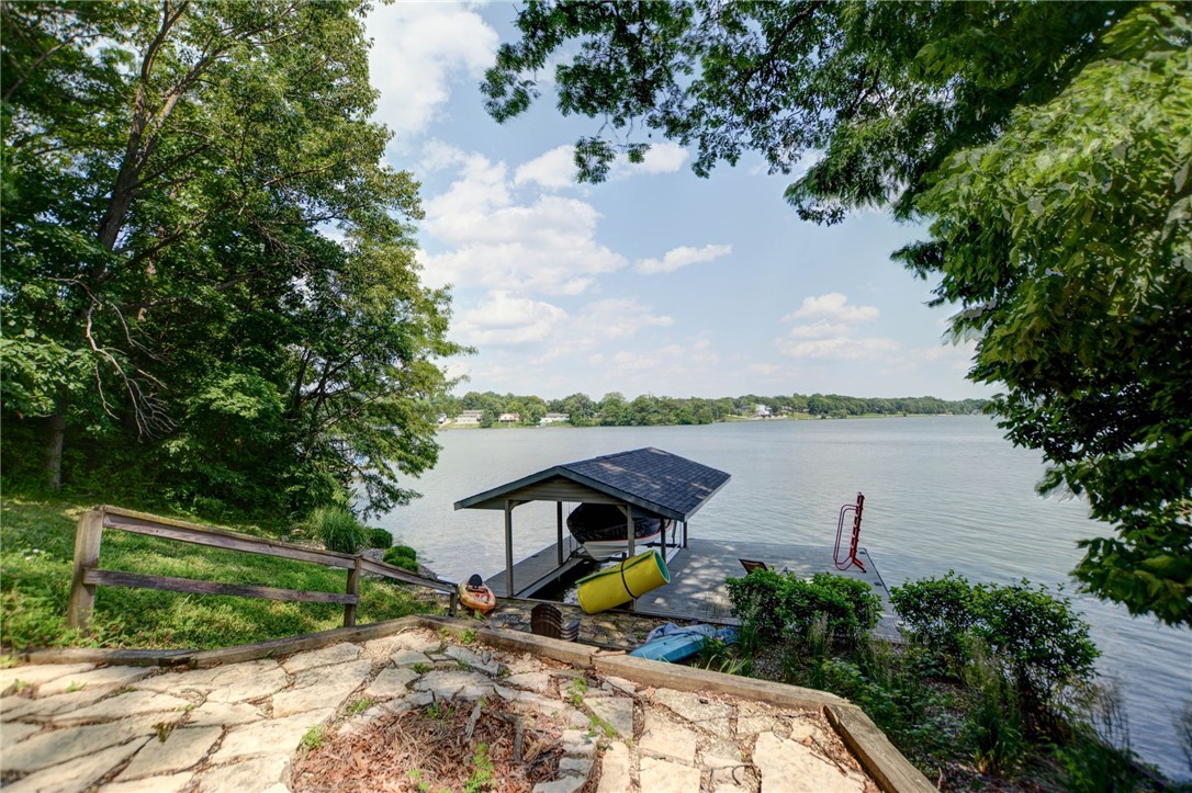 2404 S Angle Court Property Photo 42