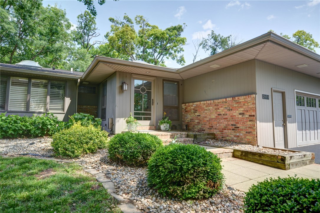 2404 S Angle Court Property Photo 46