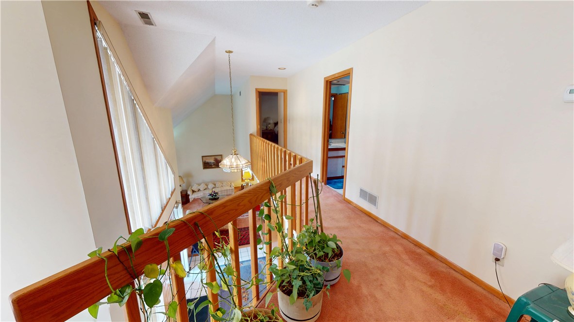 10 Lakeshore Court Property Photo 25
