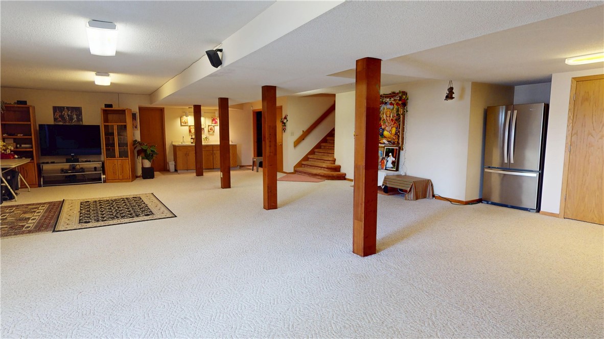 10 Lakeshore Court Property Photo 39