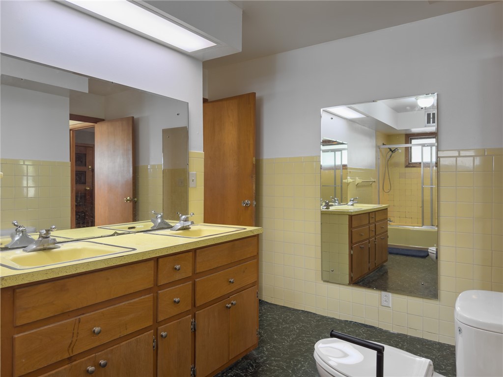 1511 E Fayette Avenue Property Photo 14
