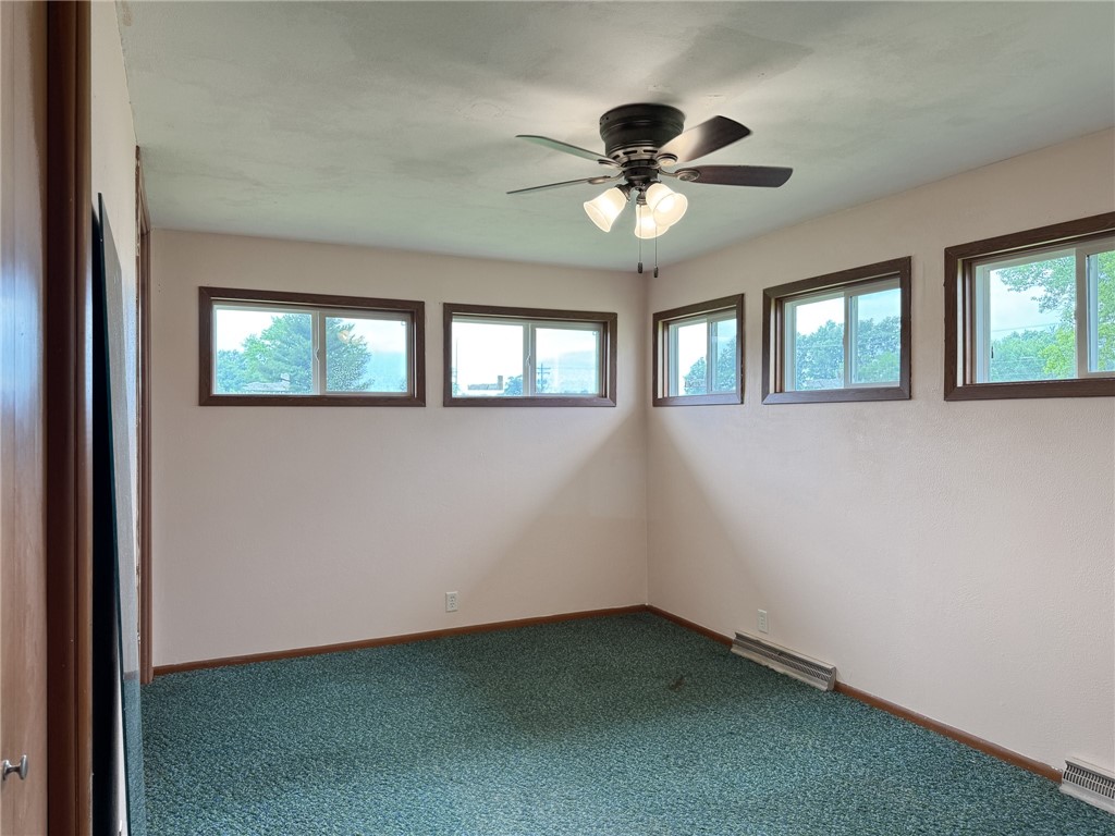 1511 E Fayette Avenue Property Photo 17