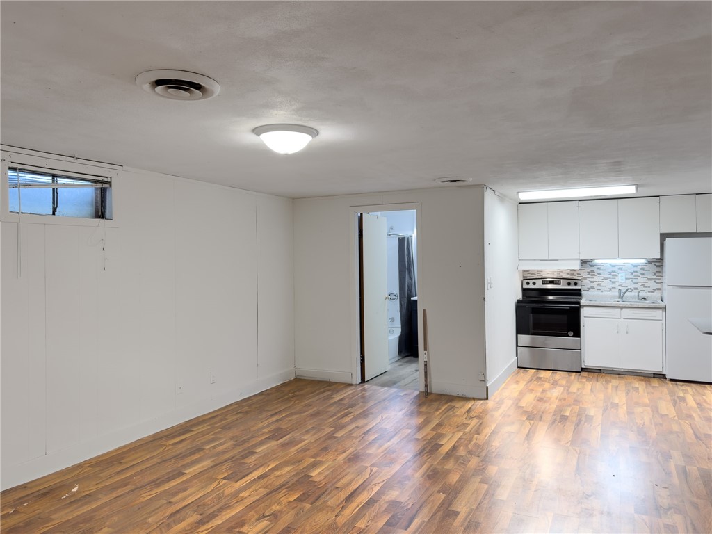 1511 E Fayette Avenue Property Photo 33