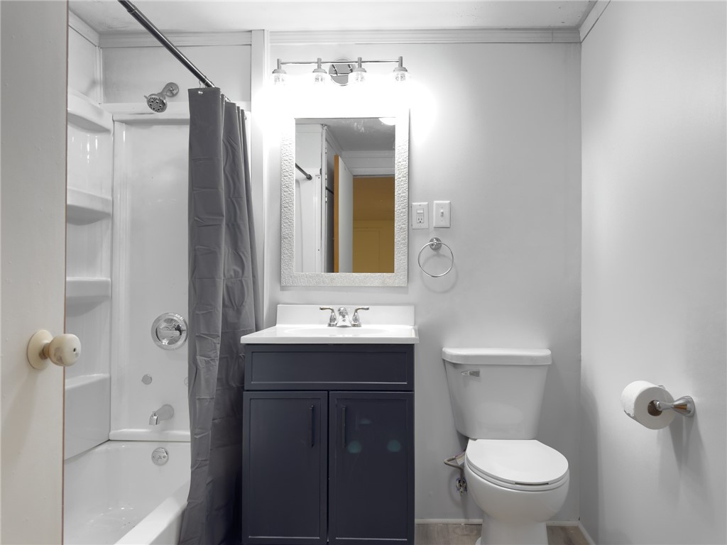 1511 E Fayette Avenue Property Photo 34
